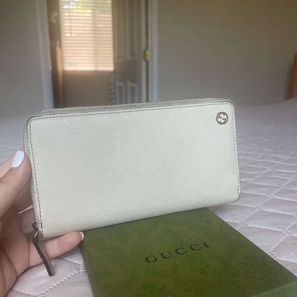 Gucci Handbags - Gucci Long wallet authentic interlocking G GUC